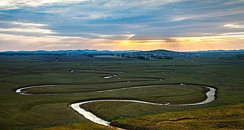 《刺客信条：Red》新情报：地图大画面好 潜行姿态多